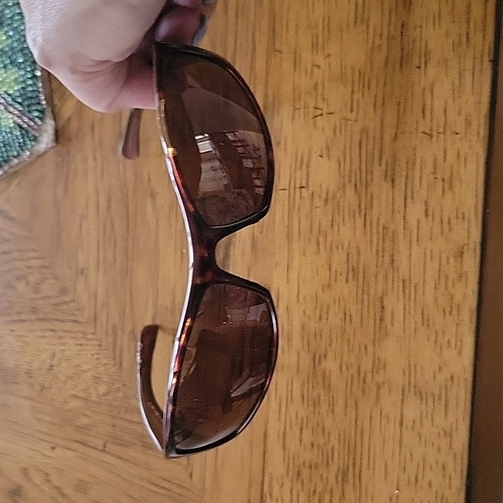 Maui Jim.sunglasses has issues